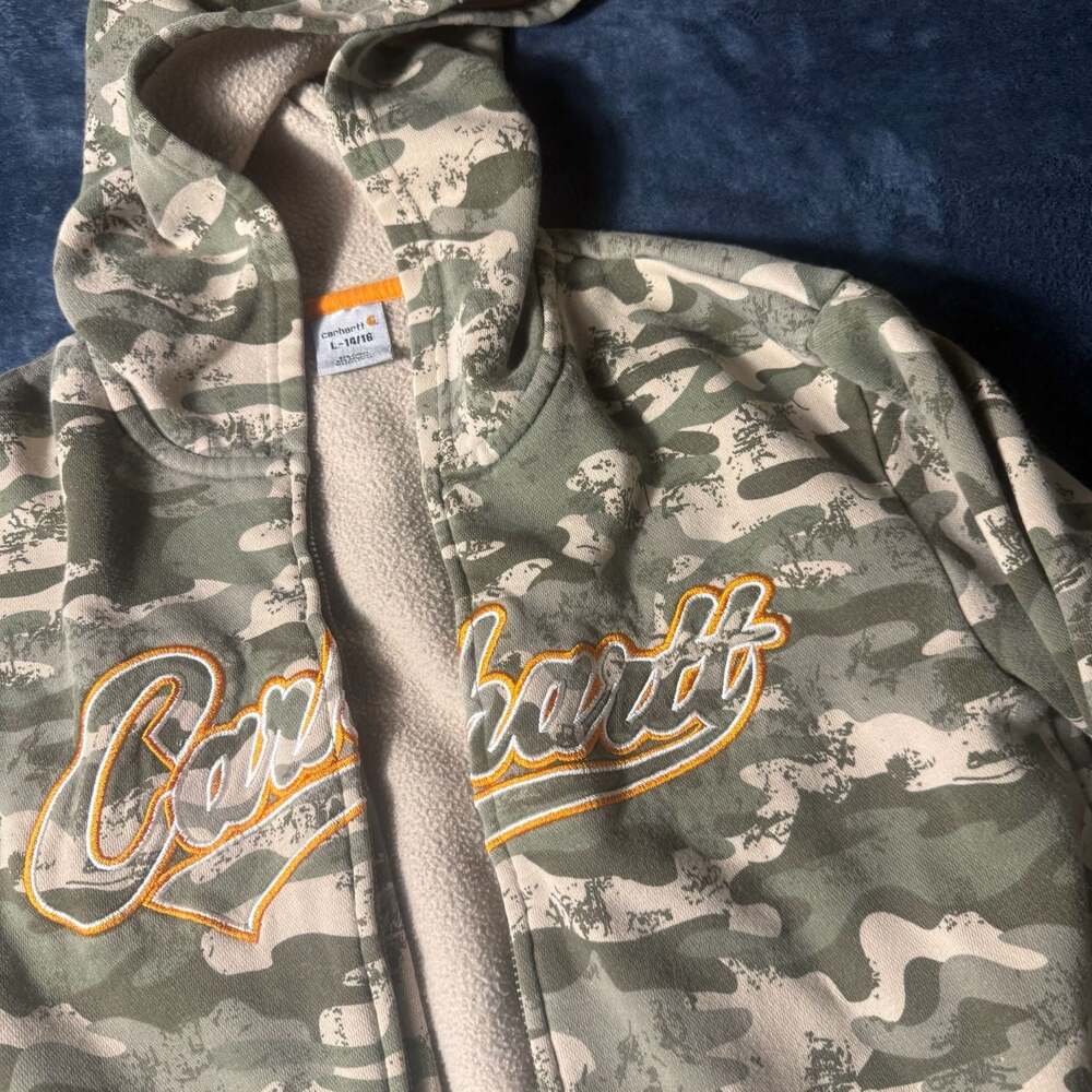 Carhartt Youth Boys Camo Fleece Lined Hoodie, Size L 14/16 broken zipper